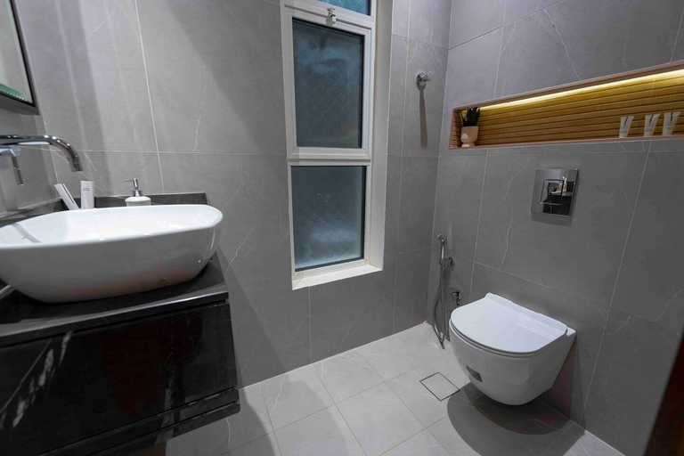 Interior 4, Sleek Comfort Near Riyadh's Premier Attractions, Riyadh