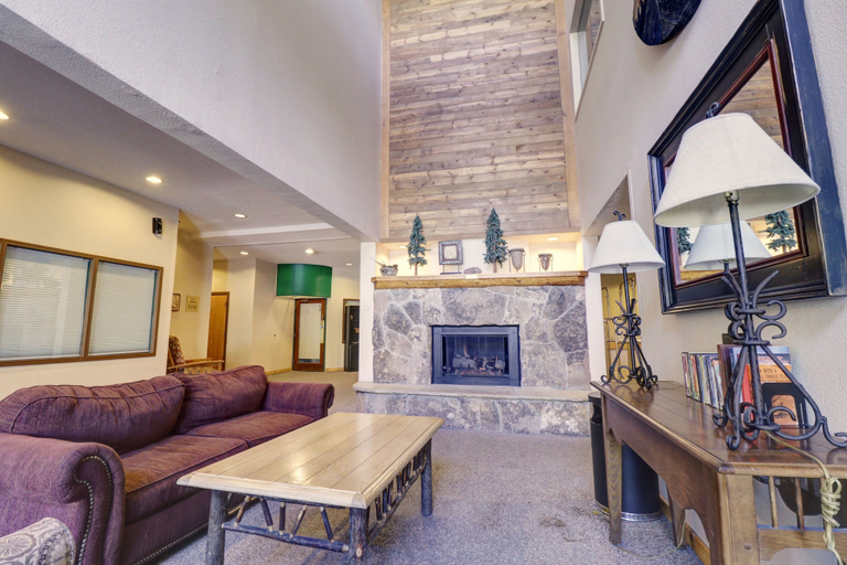 Interior 2, Fp209 Fox Pine Inn 1 Bedroom Condo by RedAwning, Summit