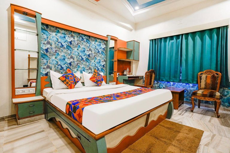 Bedroom 3, FabHotel Rest & Peace, Ahmadabad