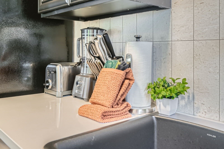 Private kitchen 2, Bliss At Blue Church 441 2 Bedroom Condo, Summit