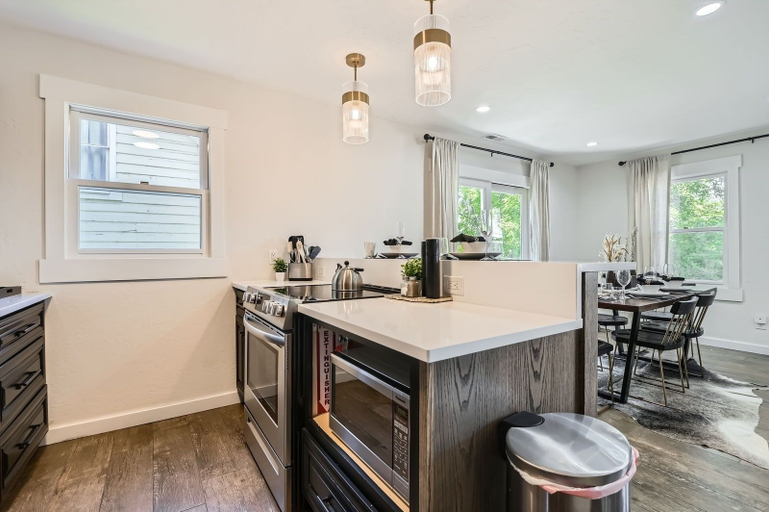 Private kitchen 4, Bliss At Blue Church 441 2 Bedroom Condo, Summit