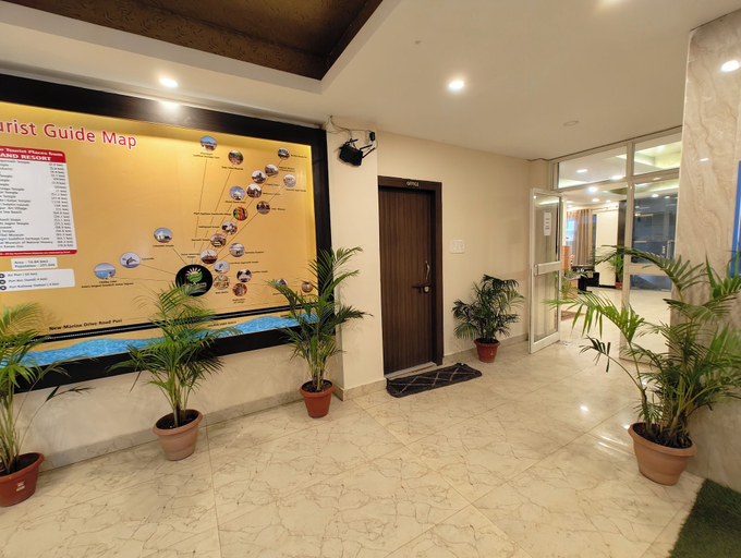 Exterior, Lucknow Hotel P-R-I-S-H-A Stay, Lucknow