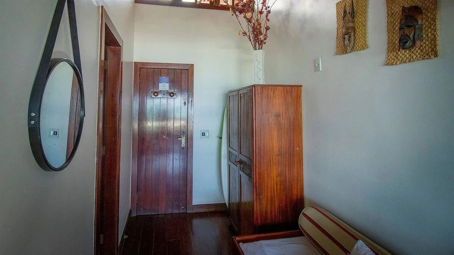 Room 4, Oceânica 1000, Saquarema