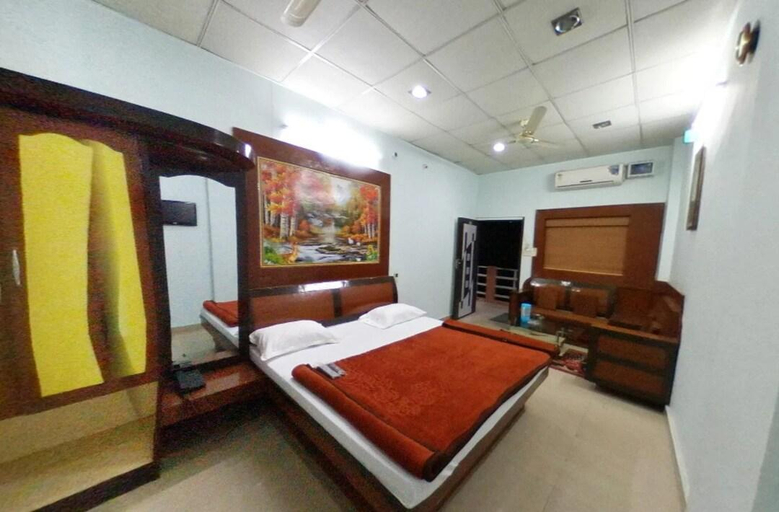 Others 5, Vamoose Balaji Inn, Hoshangabad