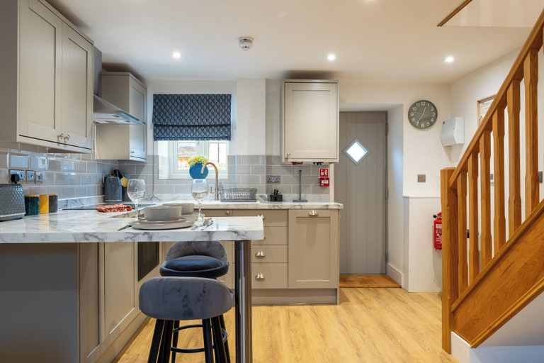 Private kitchen 3, Beautiful One BR Cottage in Cerney Wick, Gloucestershire