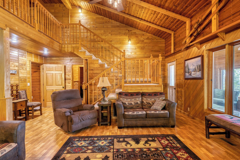 Interior, Cedar Point Resort and Campground, Itasca