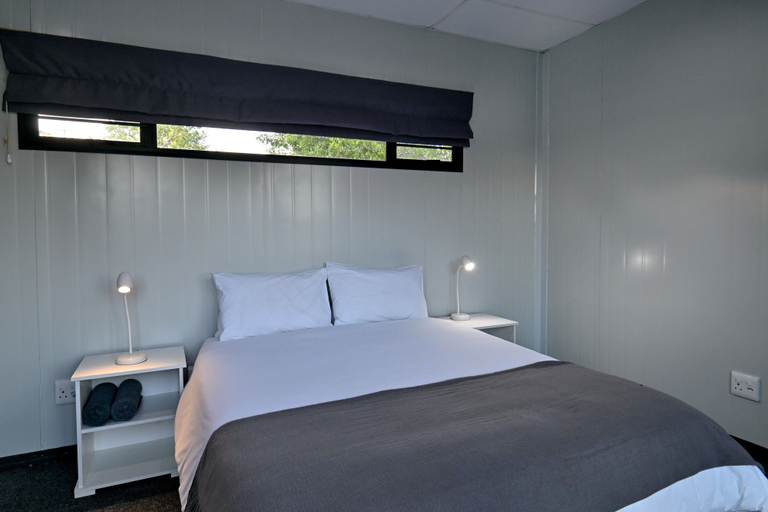 Room 2, SleepOver Colesberg, Pixley ka Seme