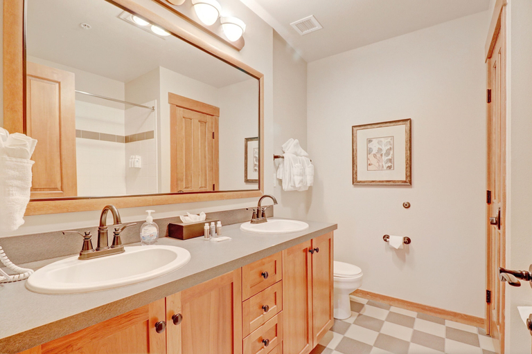 Bathroom 5, Co406 Copper One Lodge 2 Bedroom Condo by RedAwning, Summit