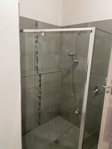 Bathroom, SJ Hostel. Launceston, West Tamar - Pt A