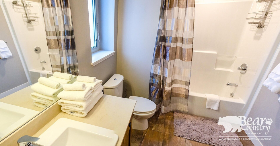 Bathroom, Echo Landing #12 by Bear Country, Thompson-Nicola