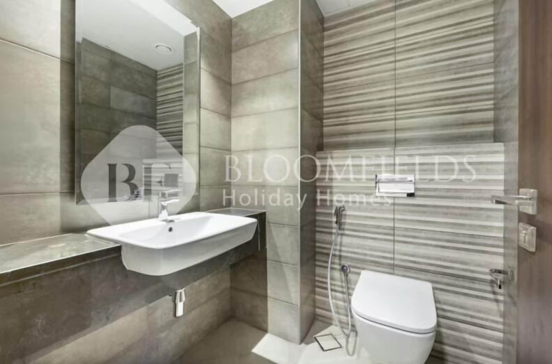 Bathroom, 327 Bloomfields Magnificent 1BR Ajwan