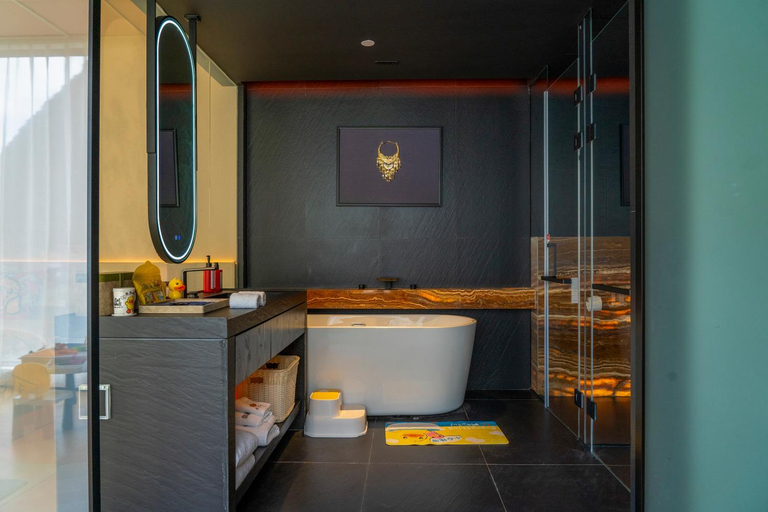 Bathroom 5, TUI BLUE Yangshuo Xiangheli Hotel, Guilin
