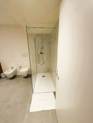 Bathroom 4, Antica Foresteria Karolingia, Brescia