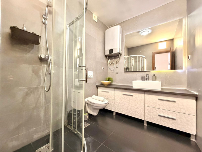 Bathroom 5, Adriatic Urban Apartments