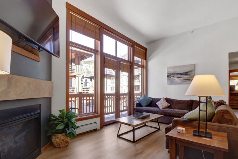 Living area 2, Co208 Copper One Lodge 2 Bedroom Condo by RedAwning, Summit