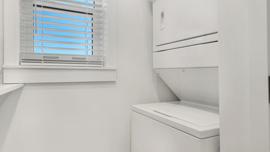 Bathroom 3, Beachside Villas, Walton