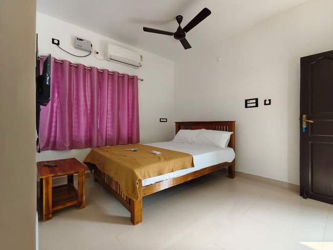 Room 3, Sri Inn, Viluppuram
