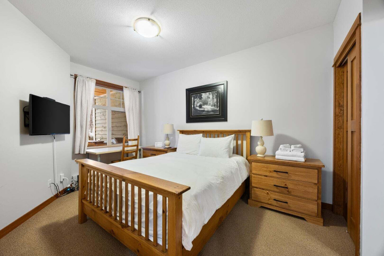 Bedroom 3, Settlers Crossing #29 By Bear Country, Thompson-Nicola