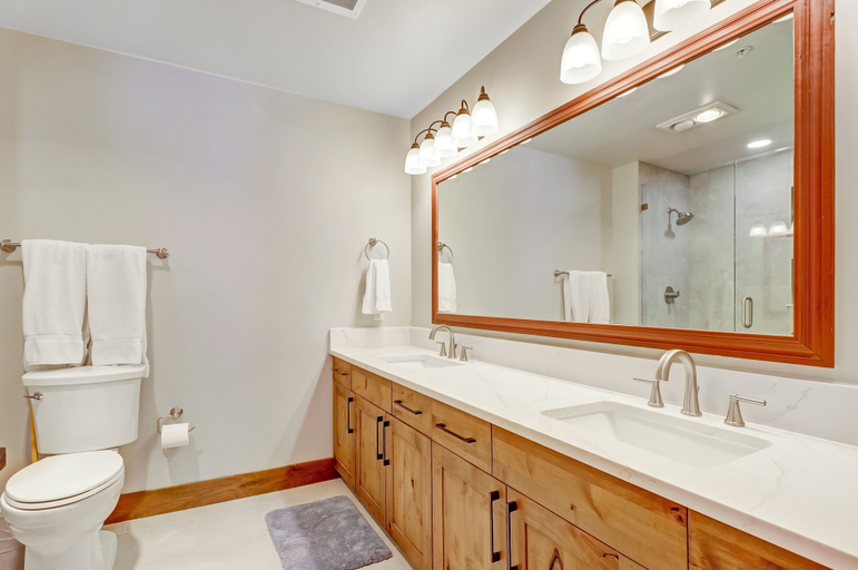 Bathroom 2, Cs110 Copper Springs 2 Bedroom Condo by RedAwning, Summit