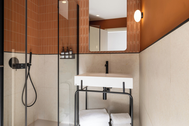 Bathroom 5, Ikonik Marengo, Alpes-Maritimes