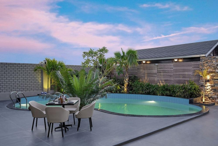 Sport & Beauty 5, Casawood Resort Mount Abu Road, Sirohi