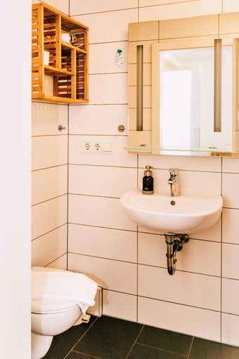 Bathroom 5, Hotel kleiner Markt Saarlouis, Saarlouis