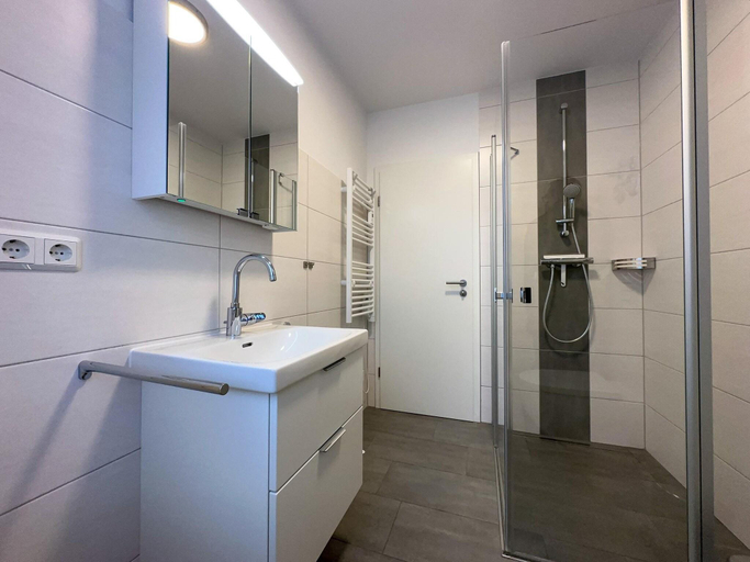 Bathroom 4, exklusives Appartement in Rechlin, Mecklenburgische Seenplatte