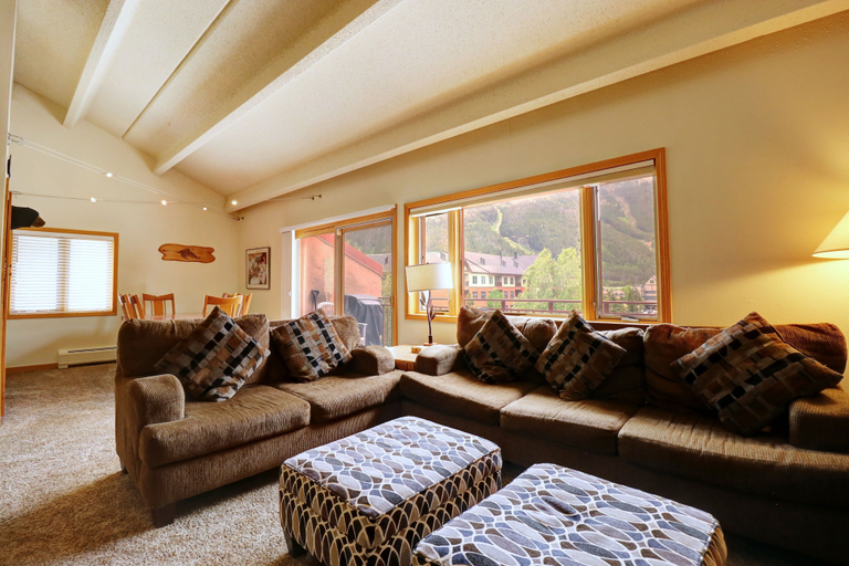 Living area 3, Alluring Lofty Condo In East Village - PG310 by RedAwning, Summit