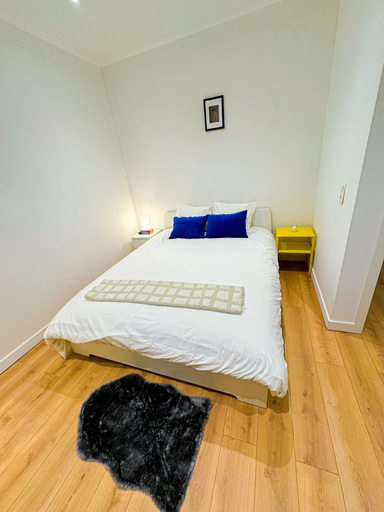 Room 3, 1BR Apt With Living Room Near CityArea, Oost-Vlaanderen