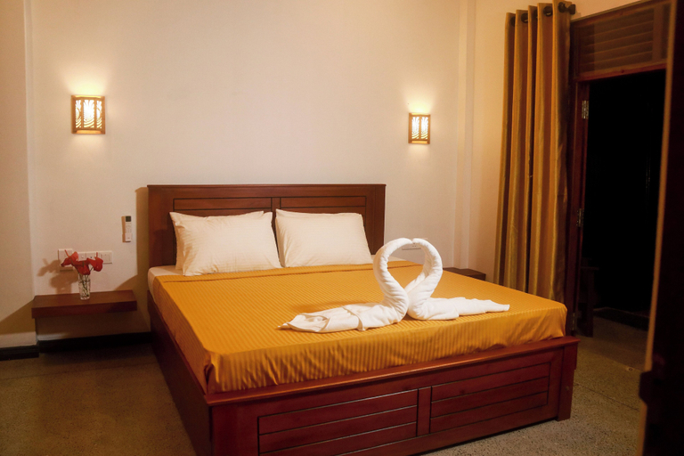 Room 4, Colours Beach, Bentota
