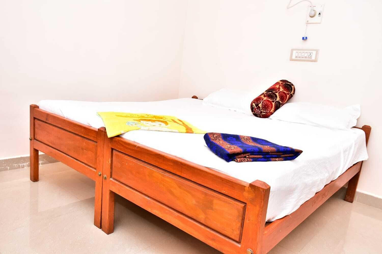 Room 3, Arunai Grand Tiruvannamalai, Tiruvannamalai