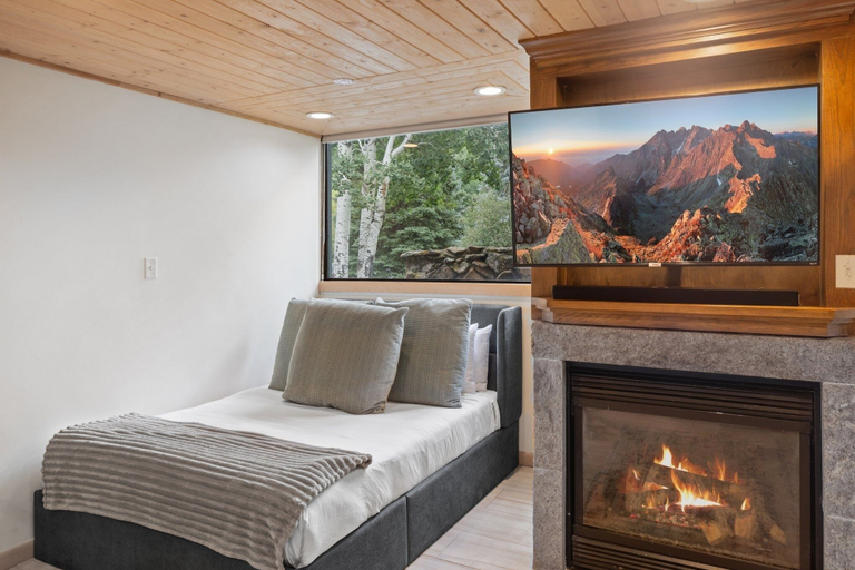 Bedroom, Telluride Lodge 324 1 Bedroom Studio, San Miguel