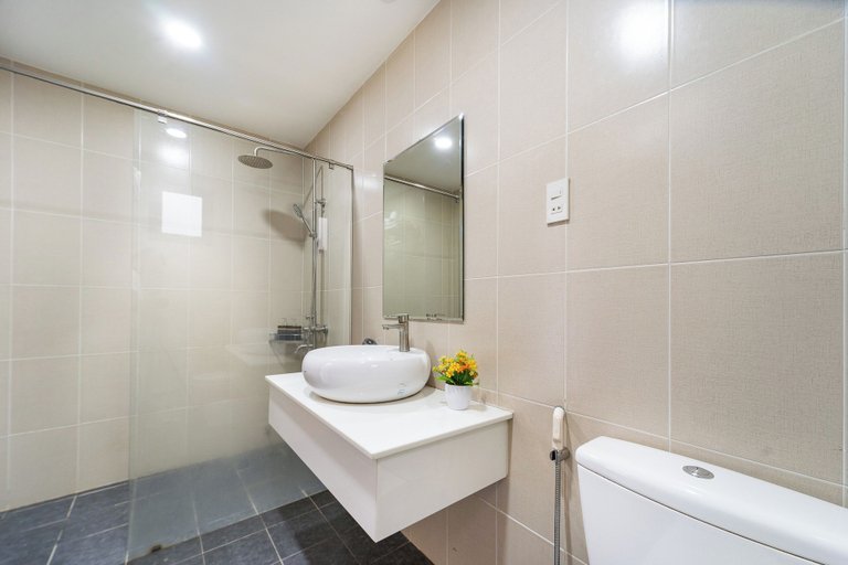 Bathroom 4, Golden Suites 3 Apartments, District 7