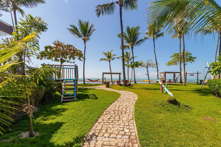 Children's area 5, Fully Equipped Apartments in an Oceanfront Condo With Leisure Area and Pool Vvas, Porto Seguro