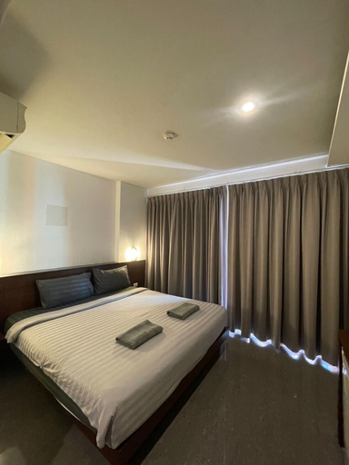 Room 5, Doze Bangla, Phuket Island
