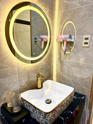 Bathroom 5, Bao Ngoc Hotel, Cao Lanh