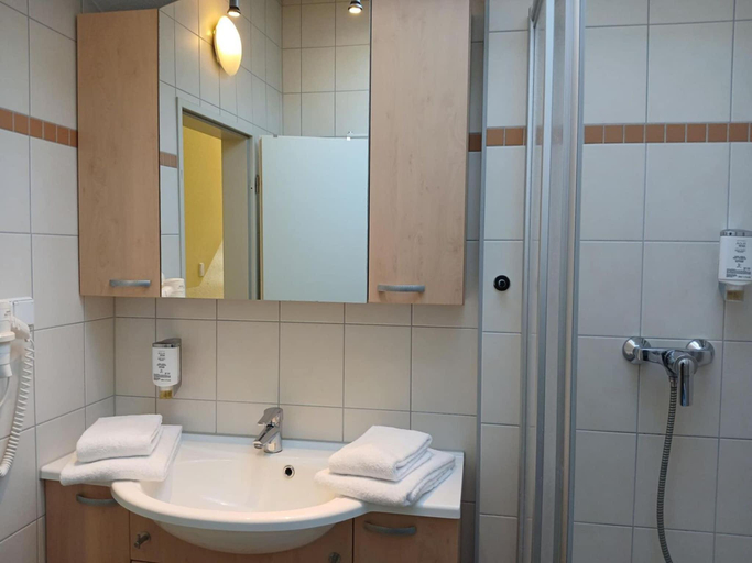 Bathroom, elegant eingerichtete Ferienwohnung, Mecklenburgische Seenplatte