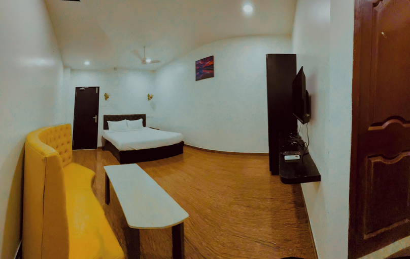 Room 3, Cosy Chambre, Viluppuram