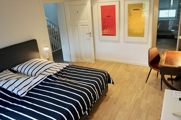 Others 4, Privatzimmer Schoenfelder, Düsseldorf