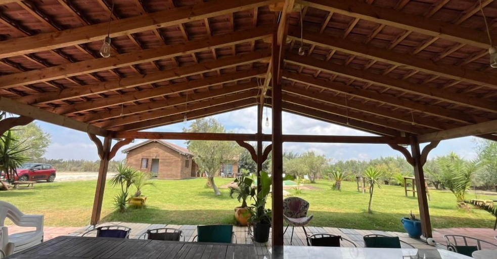 Terrace/patio 2, Chalet Essanya, Beni Khalled