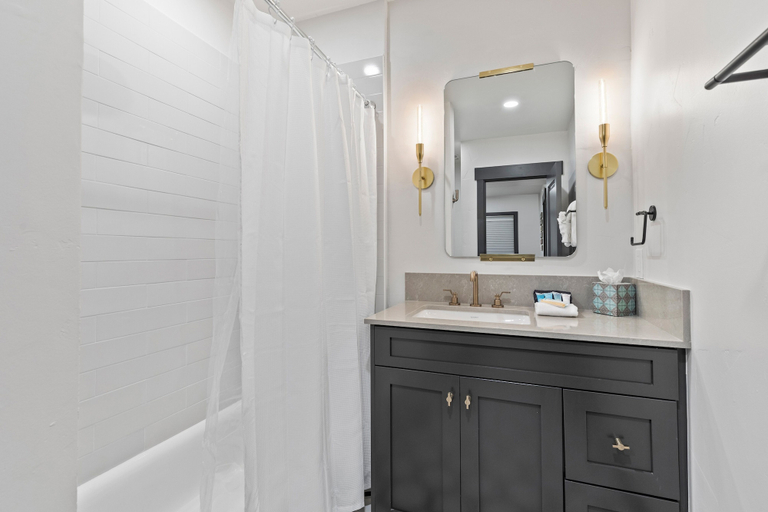 Bathroom 2, 909 Park Ave 5 Bedroom Home by RedAwning, Summit