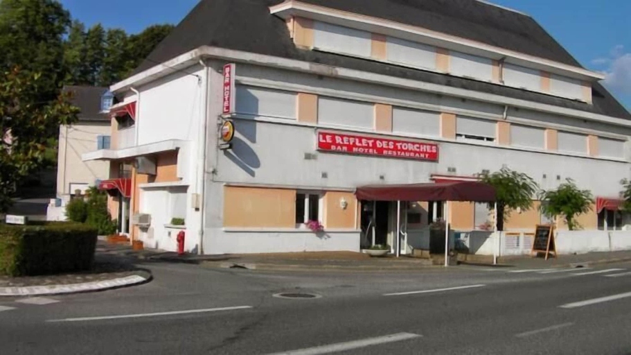 Exterior 4, Le Reflet des Torches, Pyrénées-Atlantiques