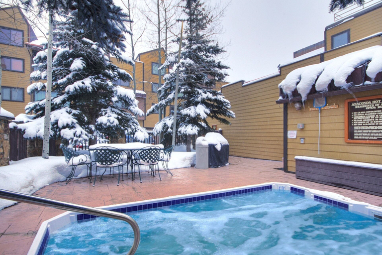 Outdoor dining 3, An202 Anaconda 2br 2ba 2 Bedroom Condo, Summit