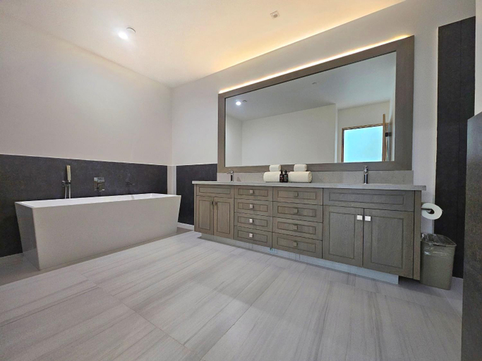 Bathroom 4, Hotel Cordelia Resort & Spa, Comondú