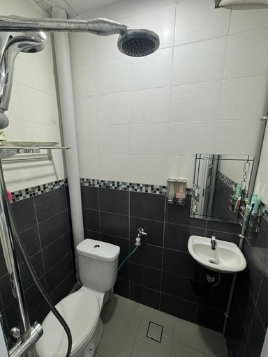 Bathroom 5, D’Mutiara Homestay, Seberang Perai Tengah