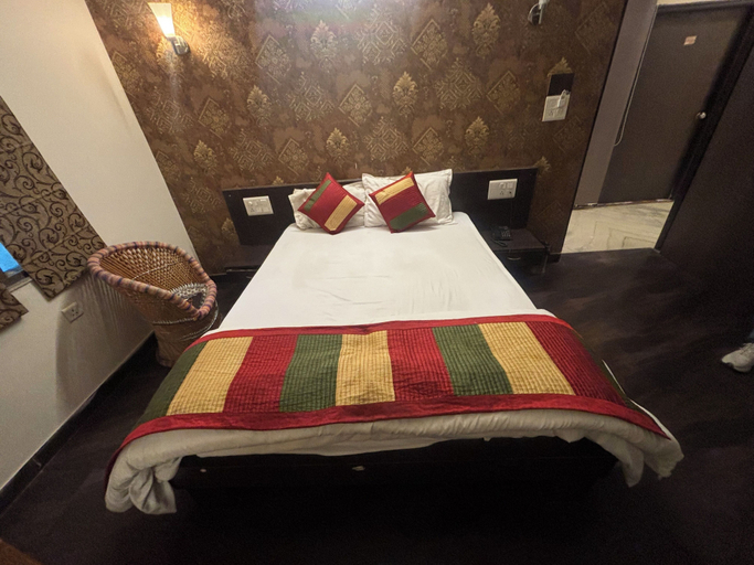 Room 5, Hotel S V Imperial, Jaipur