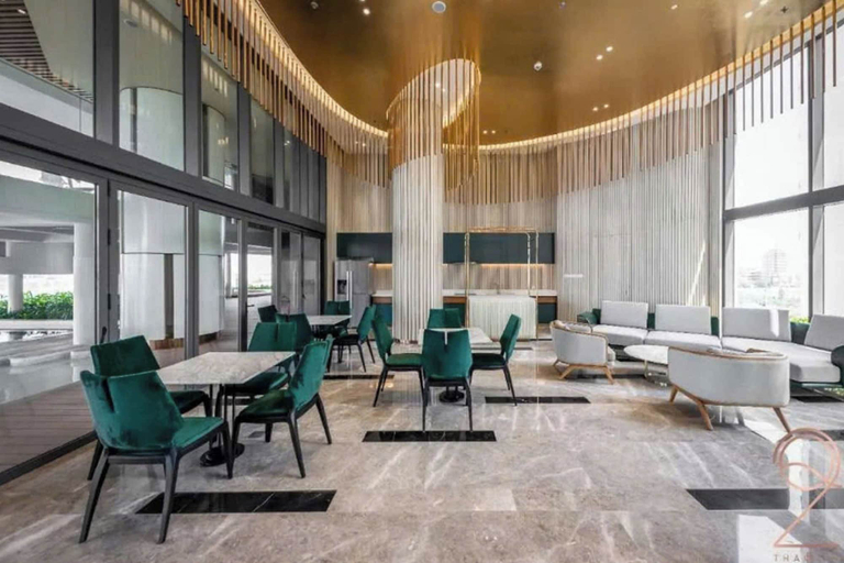 Lobby sitting area, Odela Luxstay Q2 Terrace Residence, District 2