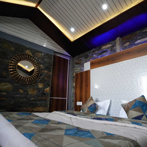 Room 2, Hadley Inn Cottages Chail, Shimla
