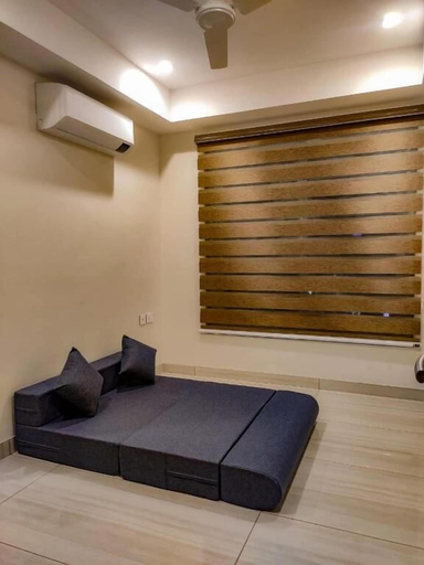 Bedroom 4, RR Mount Elite Suites, Chennai