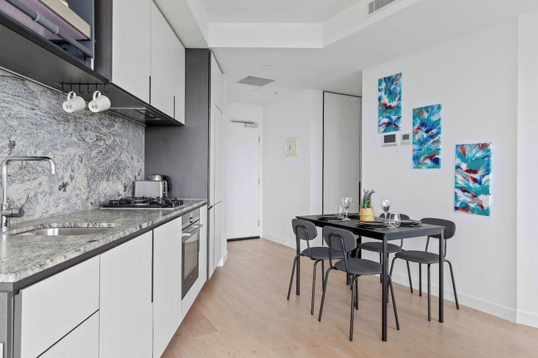 Interior 4, Cozy Apt Next to Southern Cross With Amazing Views, Melbourne